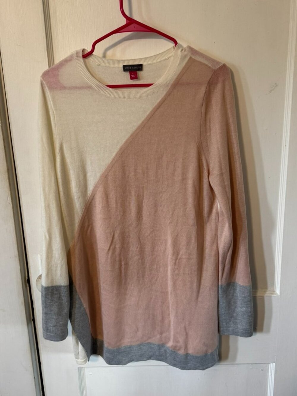 Women's Vince Camuto Peach/Pink and Cream Tunic Style Sweater. Size Large.